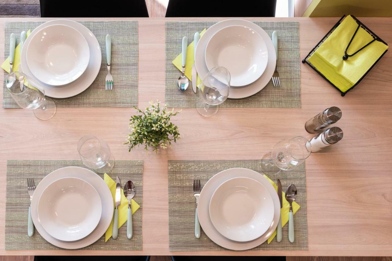 Defne Apartman เดเบรตเซน ภายนอก รูปภาพ