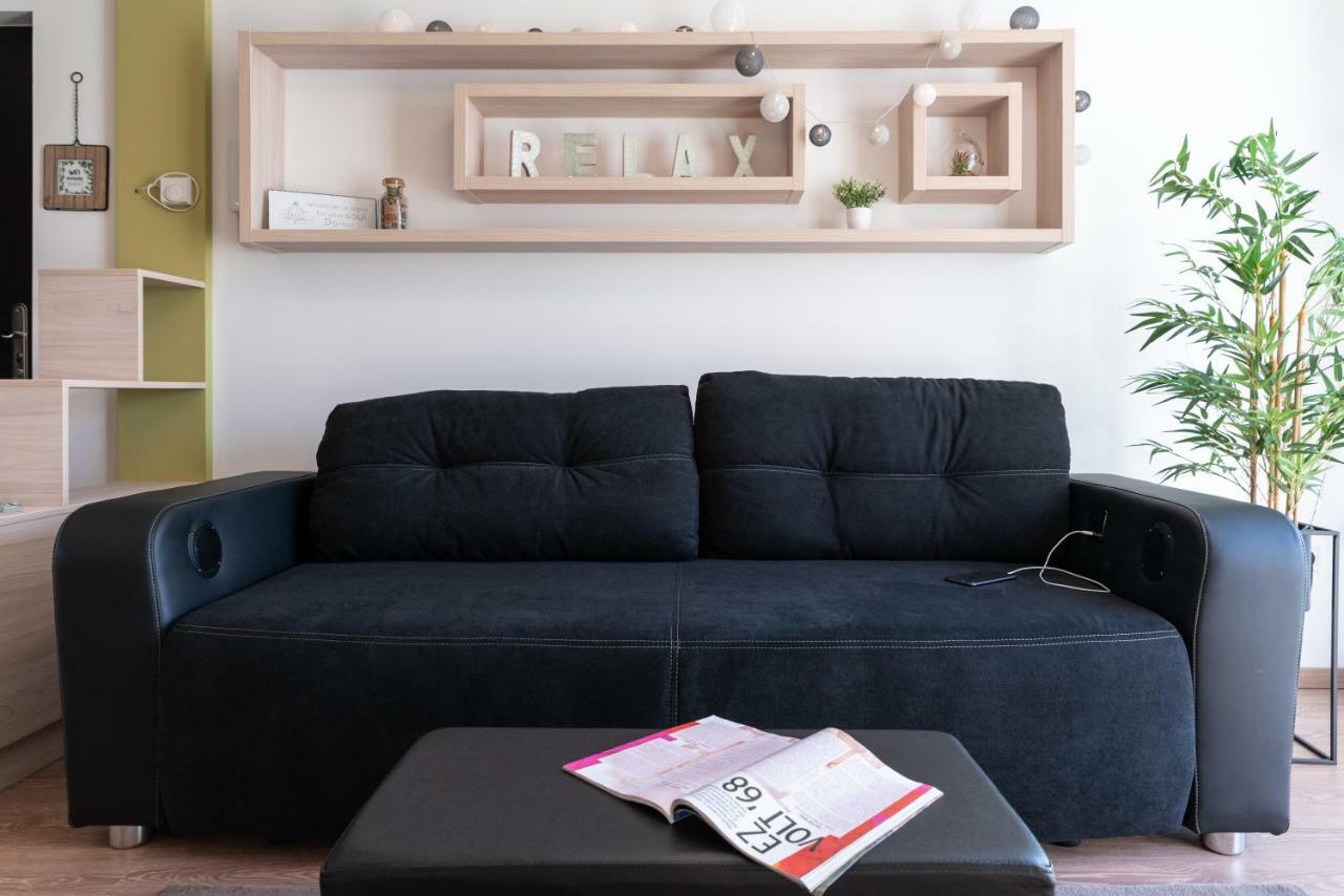 Defne Apartman เดเบรตเซน ภายนอก รูปภาพ